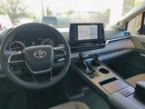 Used 2024 Toyota Sienna Limited image 4
