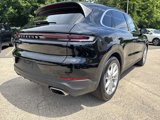 Used 2024 Porsche Cayenne image 3
