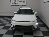 Used 2024 Hyundai Kona SEL image 3