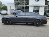 Used 2024 BMW 740i image 3