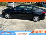 Used 2017 Hyundai Elantra SE image 3