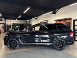 Used 2022 BMW X7 M50i w/ Executive Package image 3