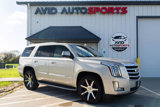 Used 2015 Cadillac Escalade Luxury image 2