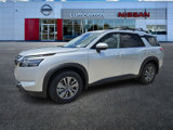 New 2025 Nissan Pathfinder SV image 3