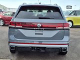 New 2025 Volkswagen Atlas Peak Edition SE image 5