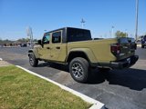 New 2025 Jeep Gladiator Sport image 3