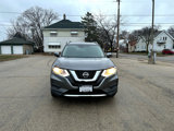 Used 2019 Nissan Rogue SV image 2