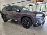New 2025 Honda Pilot Touring image 3