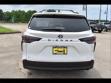 New 2025 Toyota Sienna XLE image 3
