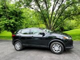 Used 2019 Nissan Rogue Sport S image 2