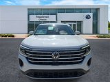New 2025 Volkswagen Atlas SE image 2