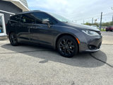 Used 2020 Chrysler Pacifica Limited image 5
