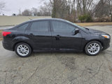 Used 2016 Ford Focus SE w/ SE Power Seat Package image 2