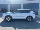 New 2025 Mitsubishi Outlander SE image 2