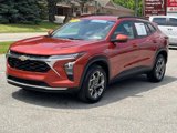 Certified 2024 Chevrolet Trax LT w/ Driver Confidence Package image 3