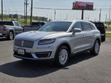 Used 2020 Lincoln Nautilus FWD image 2