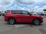 New 2025 Mitsubishi Outlander SEL image 3