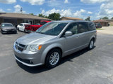 Used 2019 Dodge Grand Caravan SXT image 2