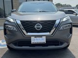 Used 2021 Nissan Rogue SV image 2