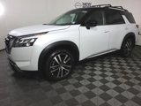 New 2025 Nissan Pathfinder Platinum image 4