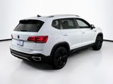Used 2023 Volkswagen Taos SEL image 5