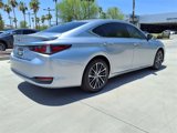 New 2025 Lexus ES 300h w/ Premium Package image 3