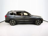 Used 2022 BMW X7 xDrive40i w/ M Sport Package image 4