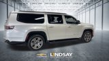 Used 2023 Jeep Wagoneer L Series II image 2