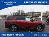 New 2025 Nissan Pathfinder Platinum image 2