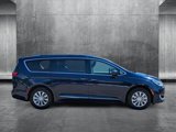 Used 2018 Chrysler Pacifica Touring-L w/ Advanced Safetytec Group image 4