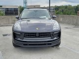 Used 2025 Porsche Macan image 2