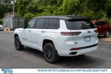New 2025 Jeep Grand Cherokee L Summit image 4