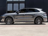 Certified 2025 Porsche Cayenne image 3