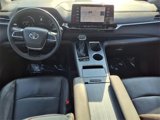 Certified 2021 Toyota Sienna XSE image 4