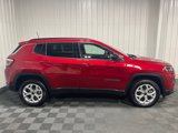 New 2025 Jeep Compass Latitude image 3