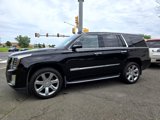 Used 2017 Cadillac Escalade Luxury image 3