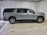 New 2025 Chevrolet Suburban Premier image 4