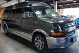 Used 2017 Chevrolet Express 2500 Extended image 2