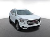 Used 2024 GMC Terrain SLT image 3