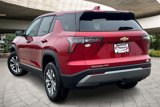 New 2026 Chevrolet Equinox LT image 3