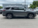 New 2025 Nissan Pathfinder Platinum image 3