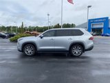 Used 2024 Toyota Grand Highlander XLE image 5