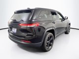 Used 2023 Jeep Grand Cherokee Altitude image 5