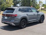 New 2025 Volkswagen Atlas Peak Edition SE image 4