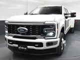 Used 2024 Ford F350 Platinum w/ FX4 Off-Road Package image 2