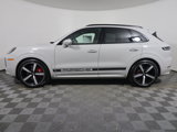 New 2025 Porsche Cayenne GTS image 2