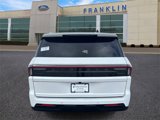 New 2025 Lincoln Navigator L Reserve image 6