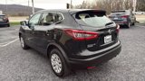 Used 2020 Nissan Rogue Sport S image 2
