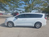 New 2026 Chrysler Pacifica Select image 4