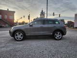Used 2012 Volkswagen Touareg VR6 image 2